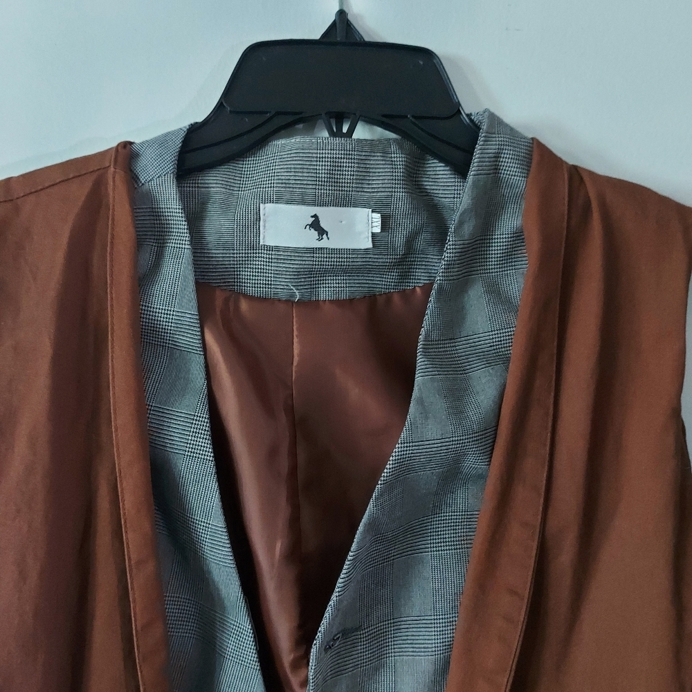 Vest from ferrari knock off or unknown